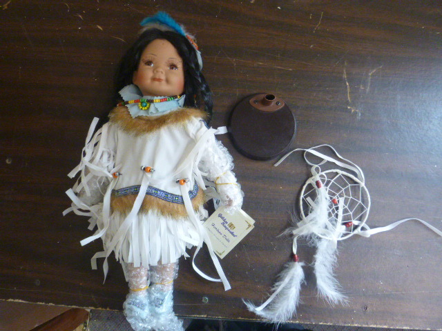 lot 109 image: Native American Doll