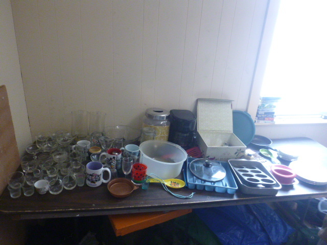 lot 124 image: Miscellaneous Kitchen Items