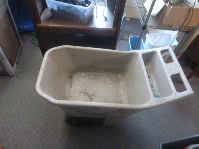 lot 153 image: Ames Easy Roller Garden Wheel Barrow