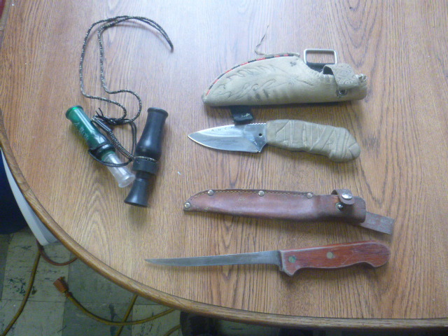 lot 156 image: Hunting Knives