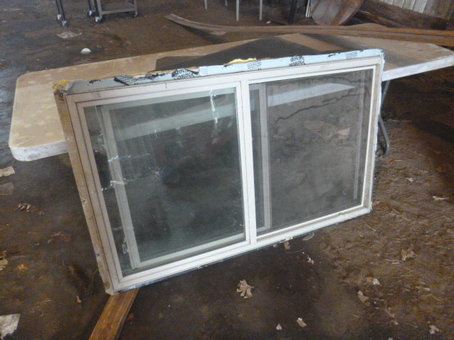 lot 167 image: Slider Window