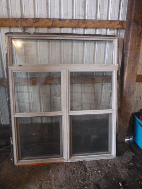 lot 173 image: 3 Pane Window