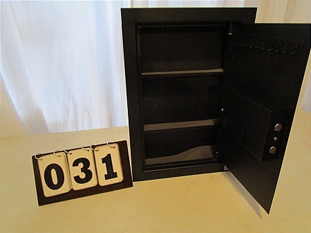 lot 31 image: Wall Safe