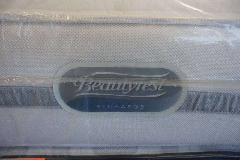 lot 28 image: NEW - QUEEN SIZE - SIMMONS BEAUTYREST - RECHARGE PLUSH - QUEEN SIZE MATTRESS MSRP $2499.99