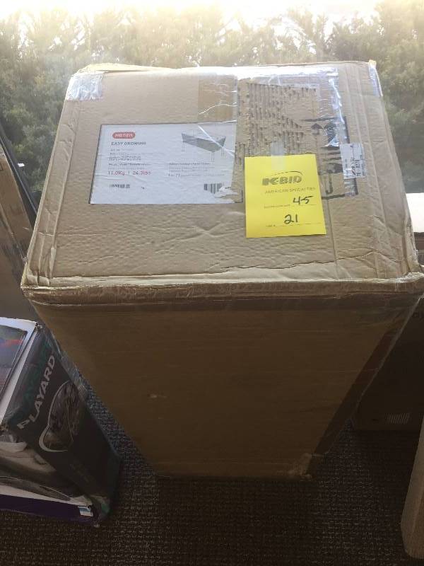 lot 21 image: Keter Easy Grow Patio Garden Flower Plant Planter Raised Elevated Garden Bed, Brown