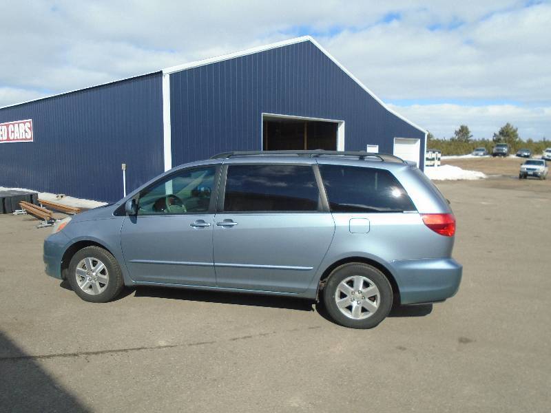 2004 Toyota Sienna Mini Van