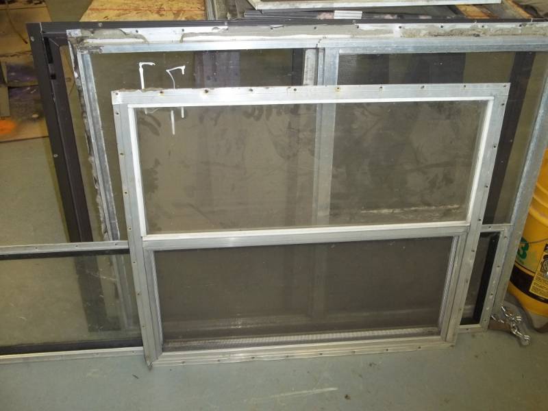 lot 55 image: Aluminum Windows