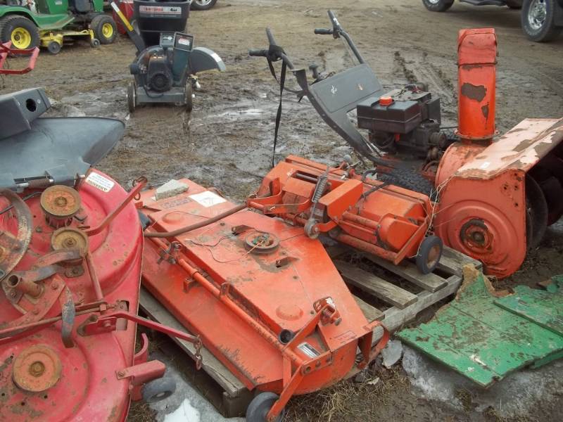 lot 28 image: Mower decks and snow blower for parts or repair