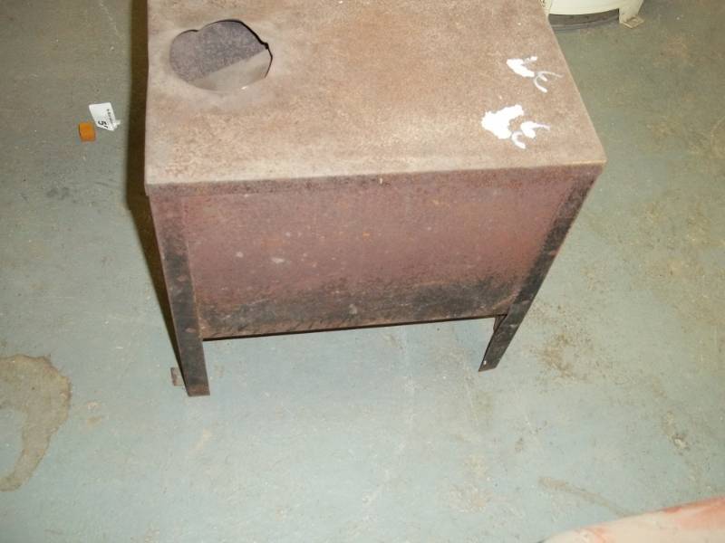 lot 37 image: Propane Ice house stove