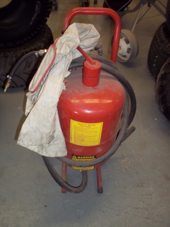 lot 161 image: Sand Blaster