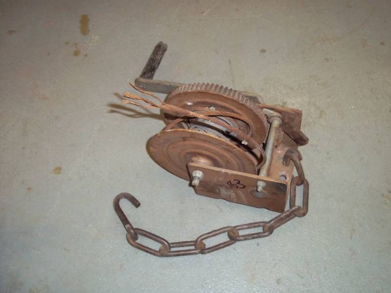lot 163 image: Winch