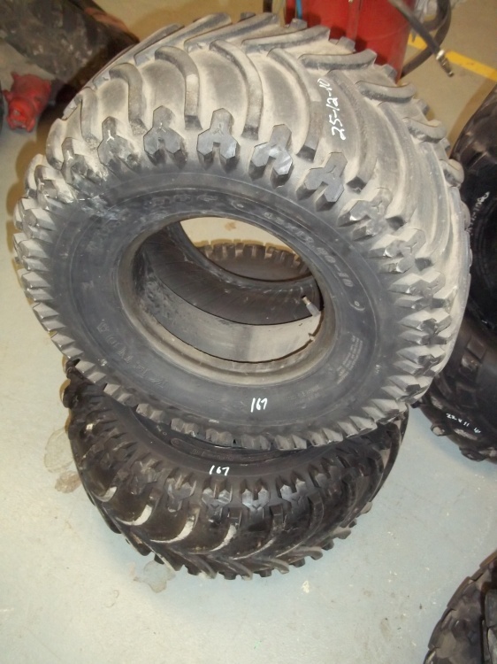 lot 167 image: Pair of 25 x 12.00 - 10 Tires
