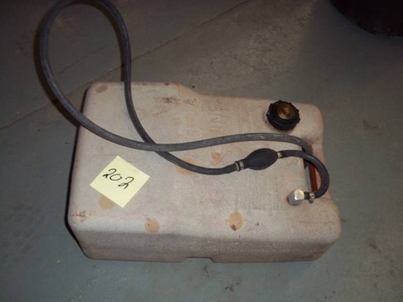 lot 202 image: Marine Gas Tank