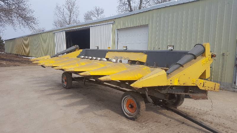 lot 3A image: 2008 8-30 Fantini Chopping Corn Head