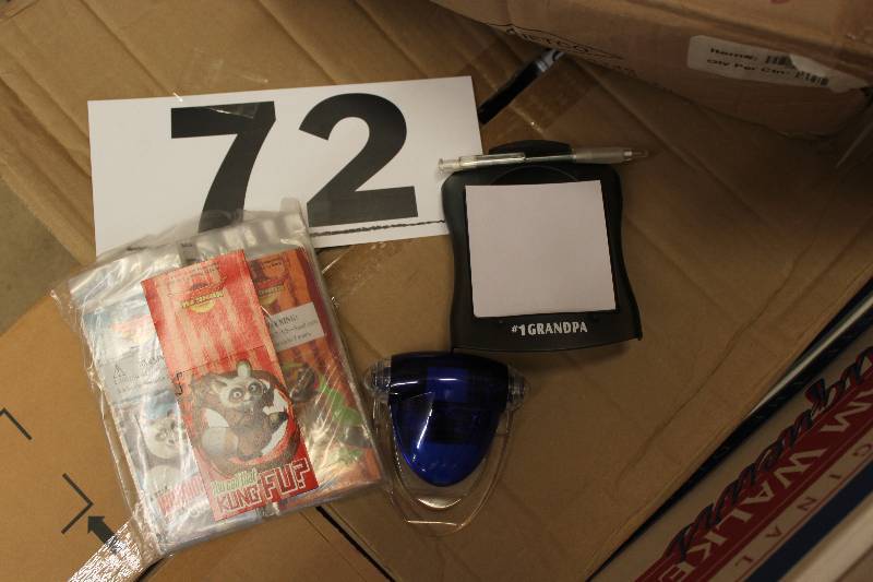 1800 Kung Fu Panda bookmarks, 100 retail packaged book lights and 24 visor pads