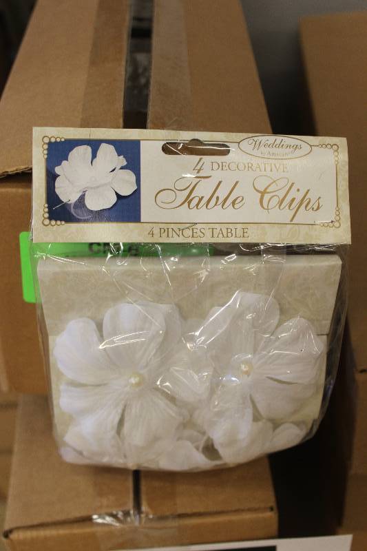 48 packs Retail packaged flower table clips