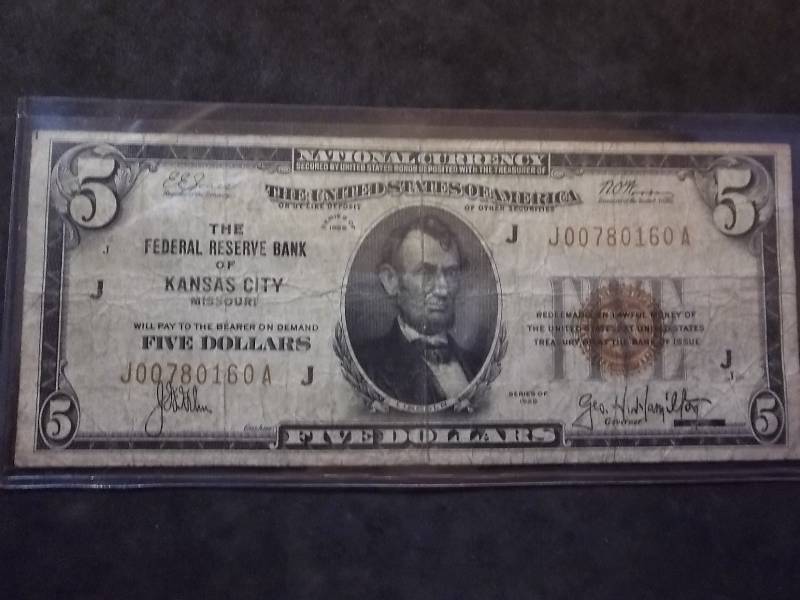 5 Dollar National Currency Bill