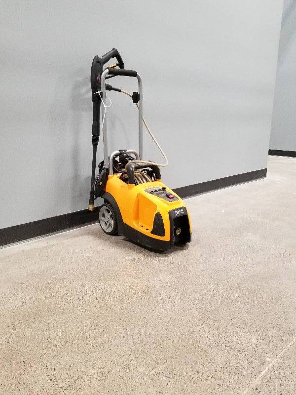 lot 2 image: Powerworks 1,600 PSI 1.3 GPM Electric Pressure Washer