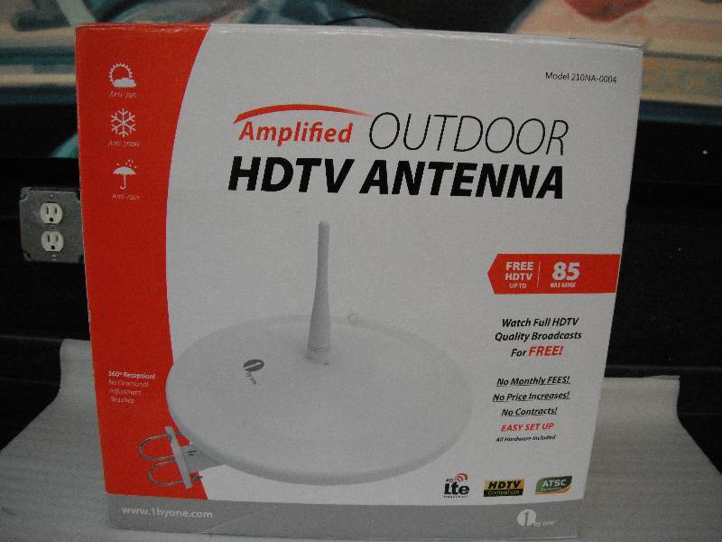 lot 91 image: HDTV Antenna