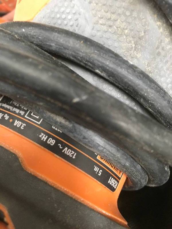 Ridgid 5 in. Random Orbital Sander with Airguard Technology used in woeking condition
