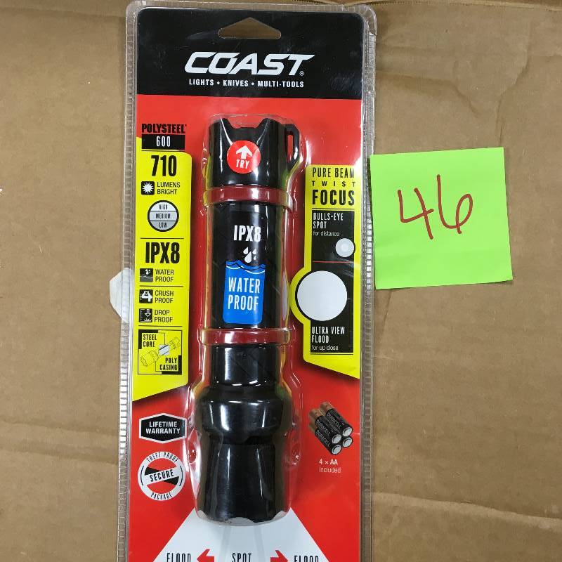 Coast Polysteel 600 620 lumens Flashlight LED AA Black open Box looks in new condition