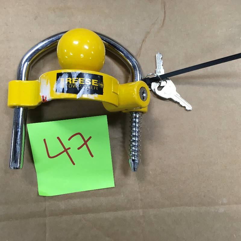 Reese Trailer Coupler Lock Ball and Clamp Type open Box looks in new condition