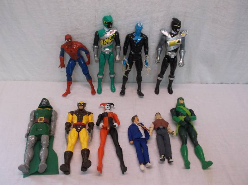 Auction Figures