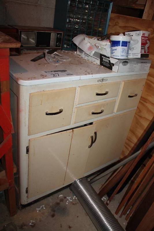 lot 27 image: Coppes Napanee 2-Door 4-Drawer Table w Contents - Paint Supplies