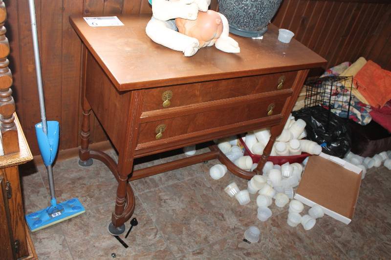 lot 6 image: WMA French Wood Table