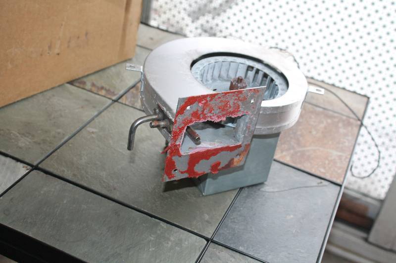lot 90 image: Lennox Induced Draft Furnace Blower Motor w Installation Instructions