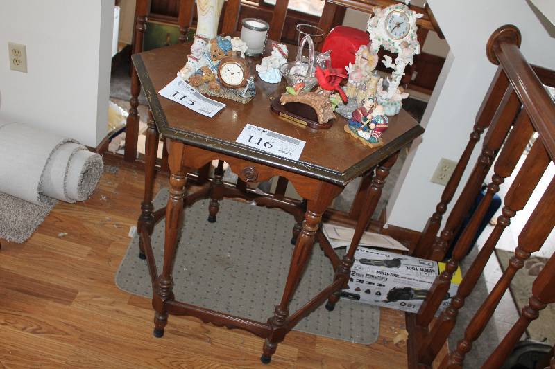 lot 116 image: Wood Table