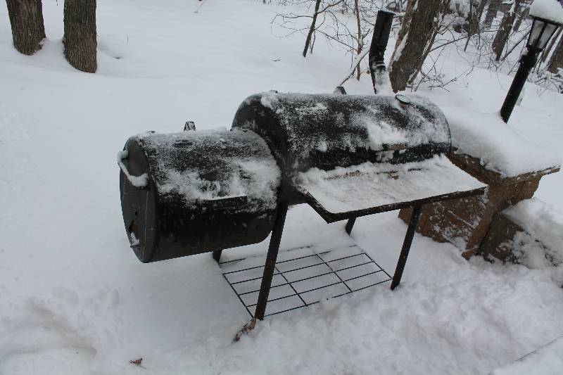 lot 227 image: Brinkmann Smoke-n-pit Smoker
