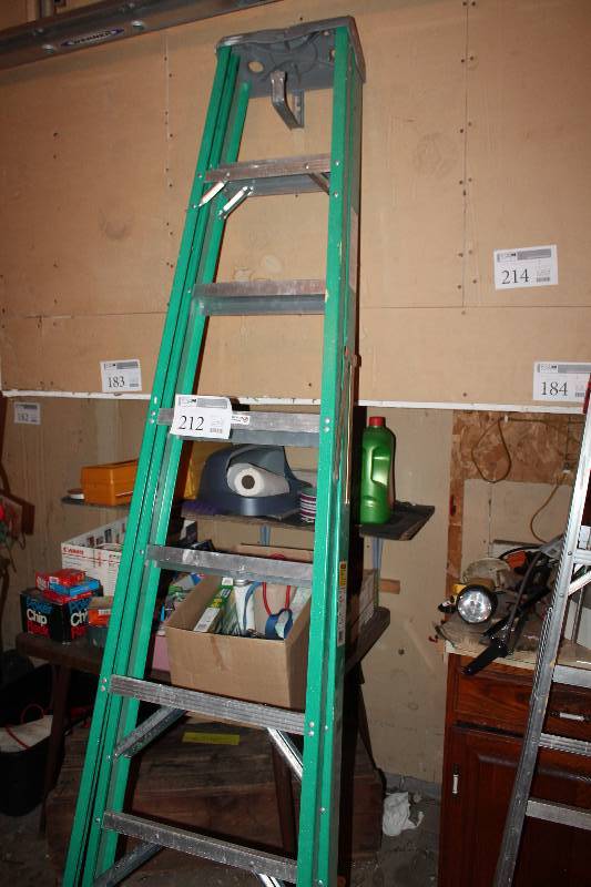 lot 212 image: Keller Medium Duty 8ft. Fiberglass Ladder