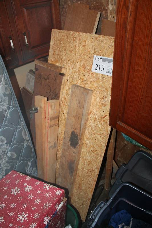 lot 215 image: Misc Wood