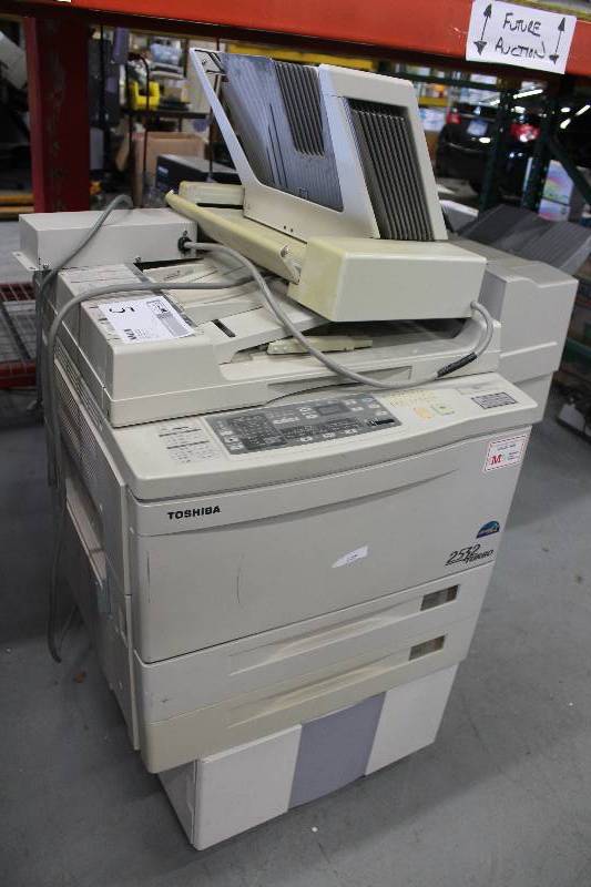 lot 5 image: Toshiba 2532 Turbo Printer