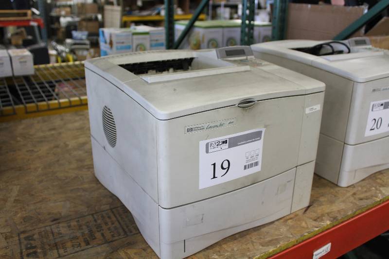 lot 19 image: HP LaserJet 4000 Printer