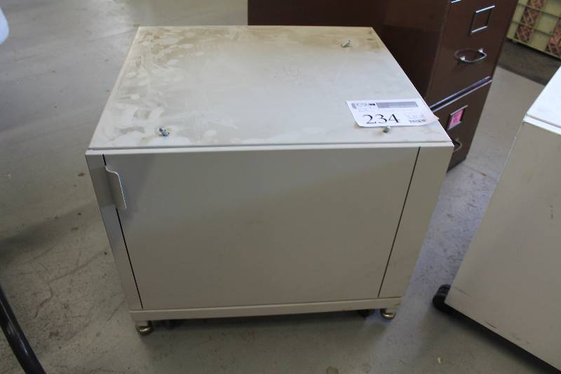 lot 234 image: Rolling 1-Door 2-Shelf Personal Cabinet