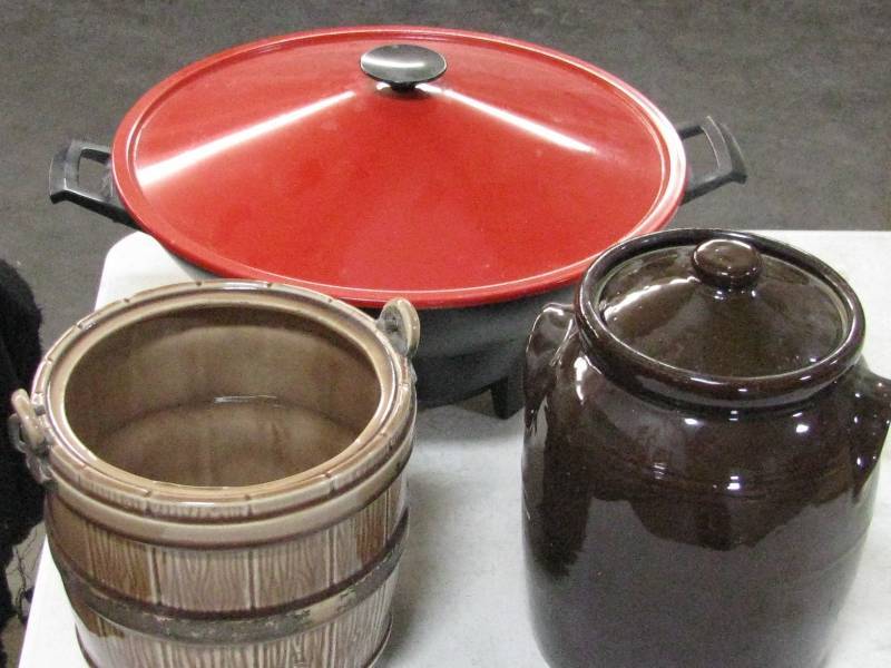 Electric Wok & Cookie Jars