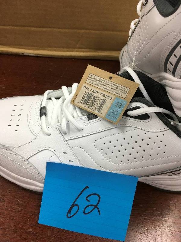 Kirkland Signature Mens Athletic Shoes White size 13 new