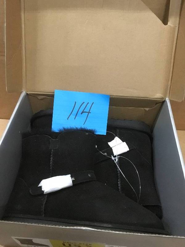 Kirkland Signature Kids Black Australian  Sheep Shearling Buckle Boots- Size 3 new