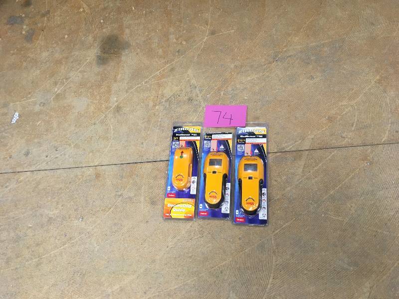 lot 74 image: Lot of 3 assorted Stud Sensors