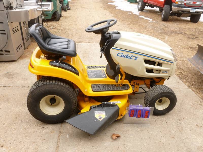 SnS Auctions # 314 Lawn mowers, snow blowers, go kart & outdoor merchandise