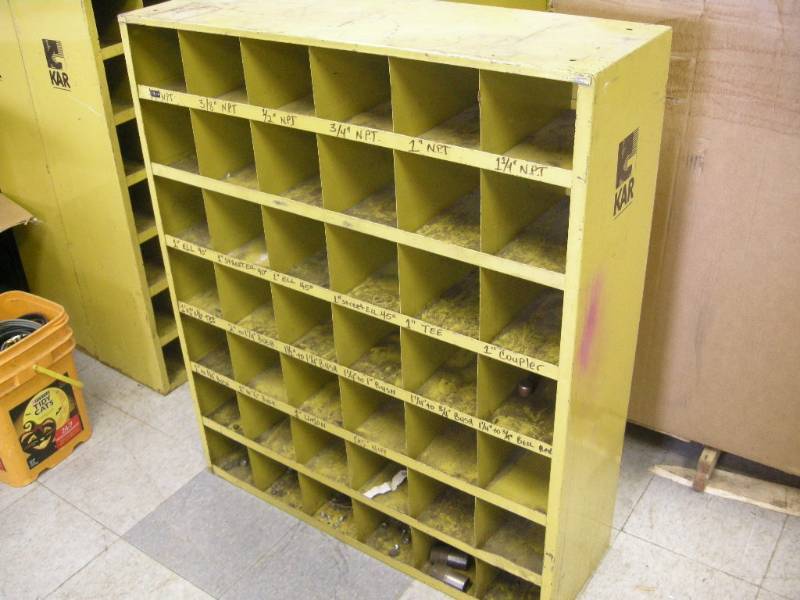 lot 54 image: KAR Metal Storage Cabinet
