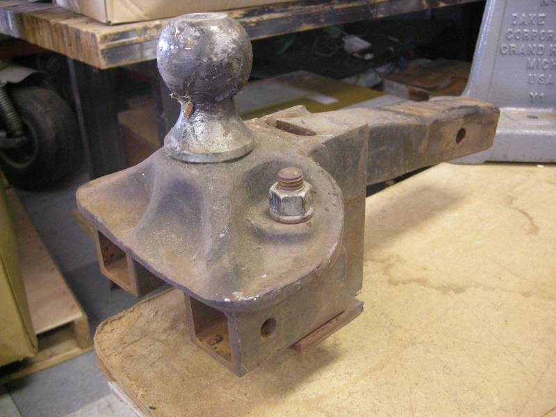 lot 69 image: HD Equalizer Receiver Hitch