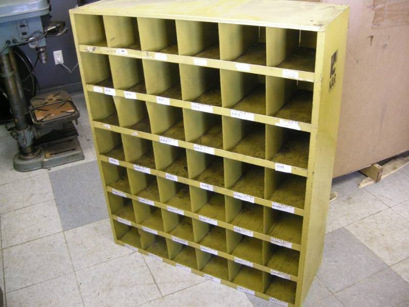 lot 71 image: KAR Metal Storage Cabinet
