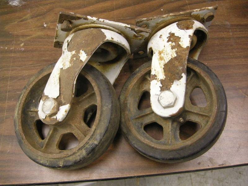 lot 144 image: 2 Heavy Fairbanks Castor Wheels