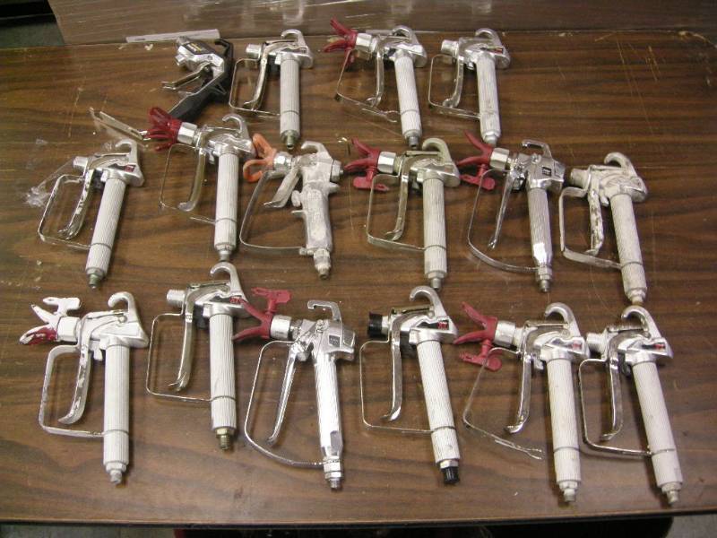 lot 164 image: Misc Paint Spray Guns