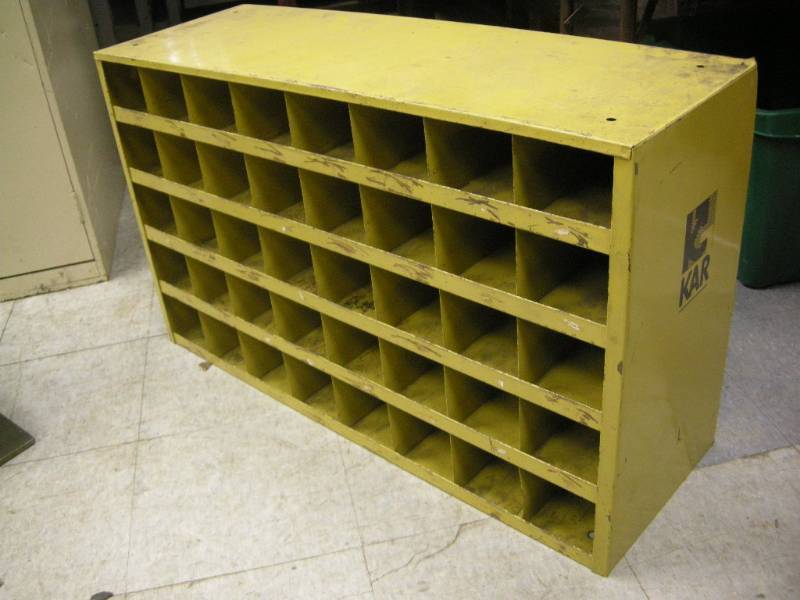 lot 177 image: KAR Metal Storage Cabinet