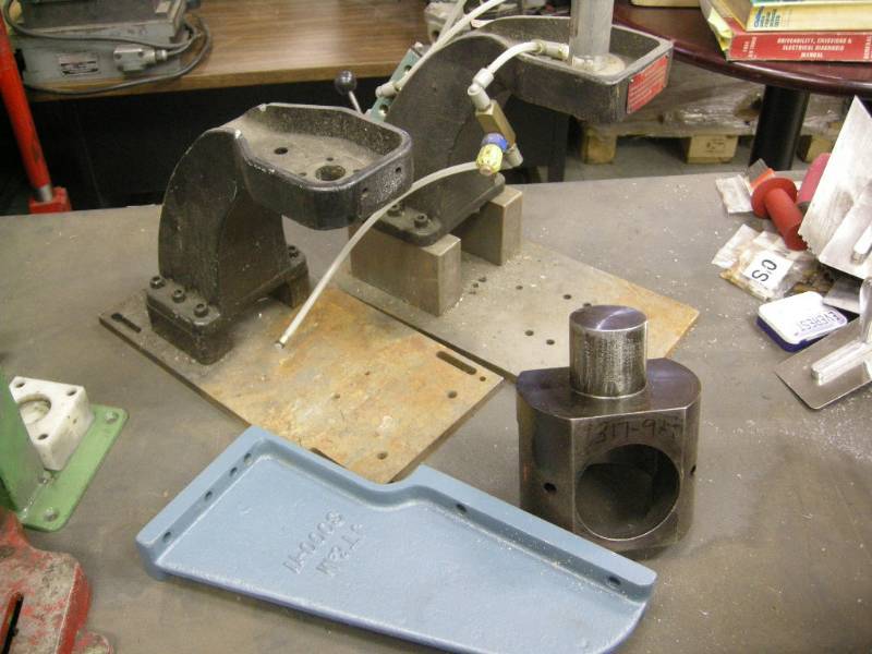 lot 183 image: 2 Bellows Valvair Pieces Plus