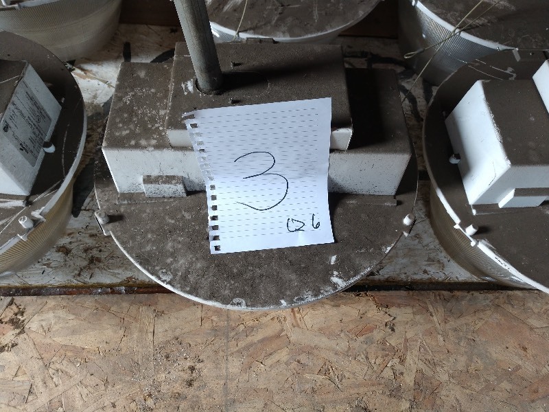 lot 3 image: Cooper Lighting MHBE 5A 250H-MT Low Bay Lamp 250W Lighting (6)